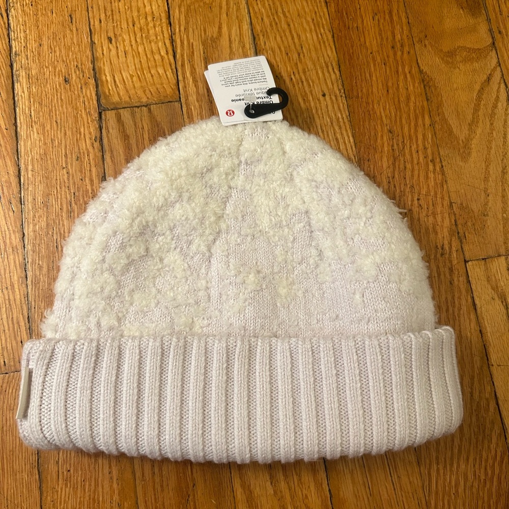 Lululemon Women's Ombre Knit Textured Beanie NWT